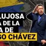 Imagen editorial con recortes de dos personas sobre fondo de billetes y texto La vida oculta de la familia de Hugo Chávez: secretos y lujos
