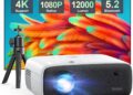 YOTON Y6 Proyector 4K con Trípode, 1080P Nativo Bluetooth Proyector con 12000 Lúmenes, Compatible con Smartphone,HDMI,USB,AV,Fire Stick,PS5 en blanco con lente brillante y trípode compacto.