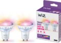WiZ – Bombilla LED inteligente GU10 de cristal – 50W, con 16 millones de colores, Wi-Fi/Bluetooth, control por voz/aplicación, funciona con Google Home, Alexa y HomeKit, pack de 2 bombillas mostrando dos focos GU10 de cristal y su embalaje