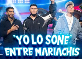 Tres artistas en un escenario televisivo con mariachis y el texto 'YO LO SONÉ ENTRE MARIACHIS'.