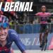 Ciclista cruzando la meta con los brazos en alto y otro rival exhausto en primer plano, AZM4 3JGuos