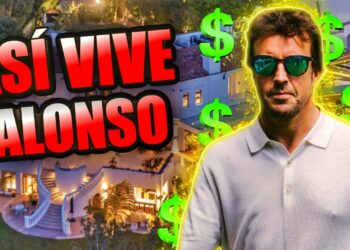 Mansión iluminada al atardecer con un hombre con gafas de sol y símbolos de dólar en una portada llamativa