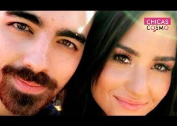 Primer plano de una pareja sonriente junto al logo 'Chicas Cosmo', portada para artículo sobre relaciones amorosas