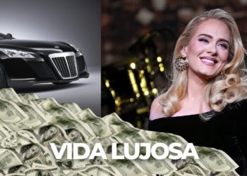 Imagen de una cantante sonriente frente a montones de billetes y un coche de lujo; ¿Cuánto dinero tiene esta cantante? Descubre su fortuna y secretos financieros.