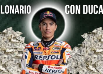 Piloto con traje Repsol entre montones de billetes y titular que sugiere un contrato millonario