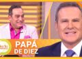 Dos presentadores sonrientes en un set de televisión con el logo 'Despierta América' y el titular 'PAPÁ DE DIEZ' — Las parejas de Omar Fierro: secretos y romances inolvidables