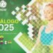 Descubre los secretos imprescindibles para crear un catálogo de productos que cautive a tus clientes: portada verde del Catálogo 2025 con una mujer relax y diseño geométrico.
