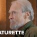 Los sorprendentes hijos de Clint Eastwood: secretos y curiosidades 13 Hombre mayor de perfil con barba y mirada serena en un interior, Los sorprendentes hijos de Clint Eastwood: secretos y curiosidades