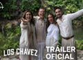 Cuatro personas sonrientes junto a un cenote en un tráiler promocional, La familia de Chávez: secretos, fortuna y su legado impactante