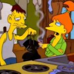 Pareja de personajes animados conversando en una cocina desordenada con humo y utensilios por todas partes, La familia de Cletus en Los Simpson: curiosidades y secretos revelados.