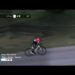 Ciclista en contrarreloj con maillot rojo y casco, El sorprendente sueldo de este ciclista que no te esperabas