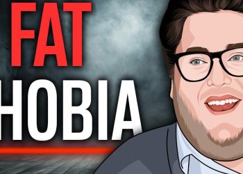 Ilustración de un hombre sonriente con gafas y barba parcial frente a un fondo oscuro con letras grandes que dicen FAT PHOBIA