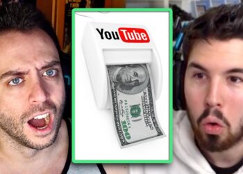 Dos creadores sorprendidos junto a un rodillo con billete y el logo de YouTube: ¿Cuánto dinero tiene este creador? Descubre su impresionante fortuna