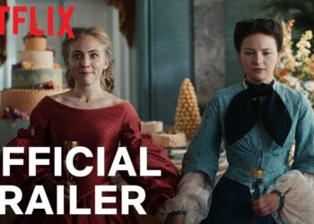 El inesperado final de la serie histórica de Netflix que dejó a todos los fans furiosos: dos mujeres en trajes de época sostienen copas delante de un gran pastel en una elegante recepción.