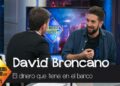 Presentador entrevistado en un plató de El Hormiguero, ¿Cuánto cobra este presentador? Descubre su sueldo sorprendente